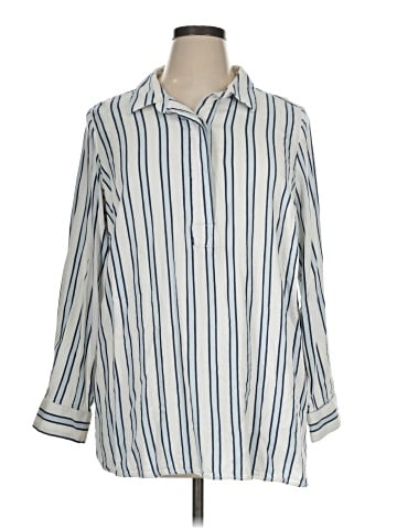 Liz Claiborne 3/4 Sleeve Button-Down Shirt (view 1)
