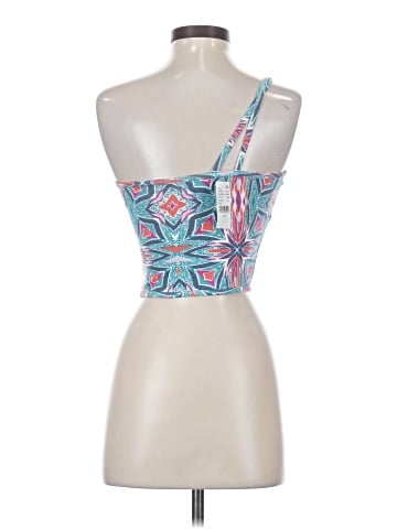 Kendall & Kylie Sleeveless Top (view 2)