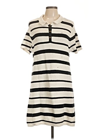 Universal Thread Casual Dress (view 1)