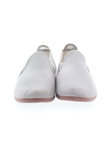 Unbranded Flats (view 2)