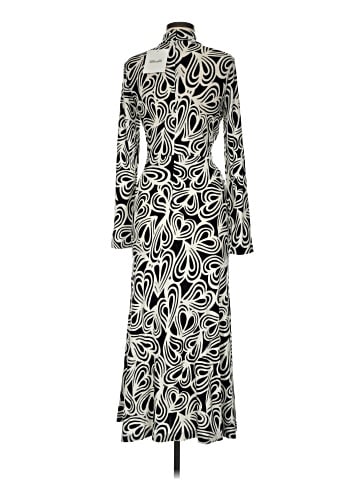 Diane von Furstenberg Casual Dress (view 2)