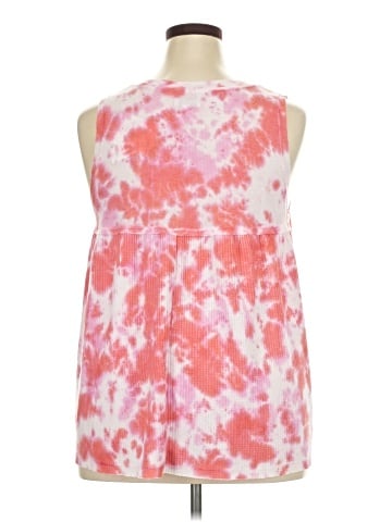 True Craft Sleeveless Blouse (view 2)