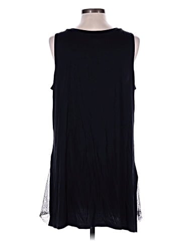 Logo Layers Sleeveless Top (view 2)