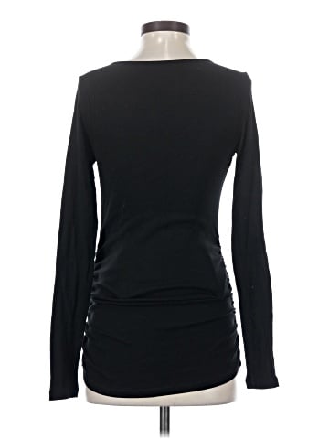 Old Navy Long Sleeve T-Shirt (view 2)