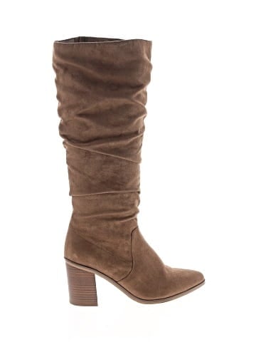 Universal Thread Boots (view 1)