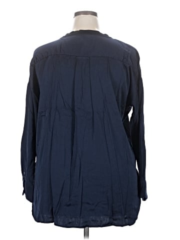 Lyssé 3/4 Sleeve Button-Down Shirt (view 2)