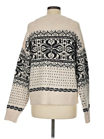 Universal Thread Pullover Sweater (view 2)