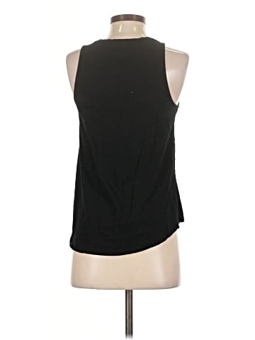 Old Navy Sleeveless T-Shirt (view 2)
