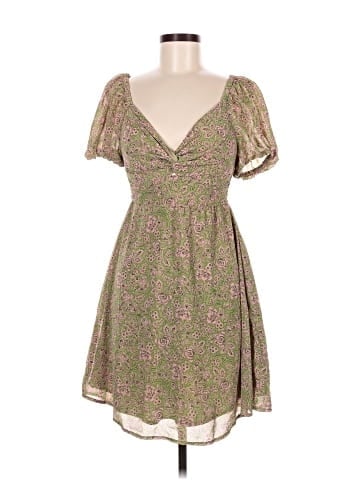 Japna Cocktail Dress (view 1)
