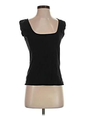 Old Navy Sleeveless T-Shirt (view 1)