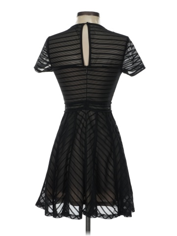 Maude Short Sleeve Top (view 2)