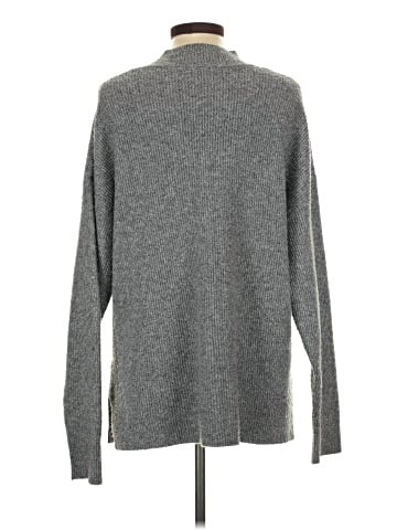 Neuflora Turtleneck Sweater (view 2)