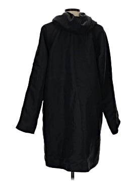 UbU Raincoat (view 2)