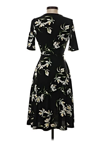 Banana Republic Casual Dress (view 2)