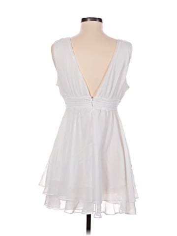 Love Tree Sleeveless Blouse (view 2)