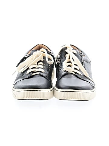 Born Sneakers (view 2)