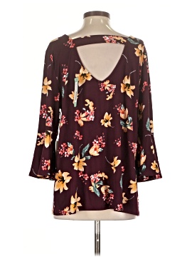 Nine Britton 3/4 Sleeve T-Shirt (view 2)