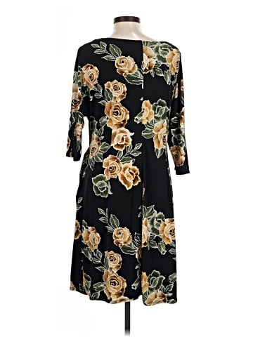 Signature by Robbie Bee Casual Dress (view 2)