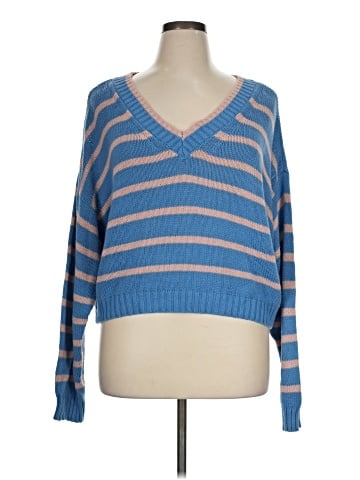 American Eagle Outfitters Pullover Sweater (view 1)