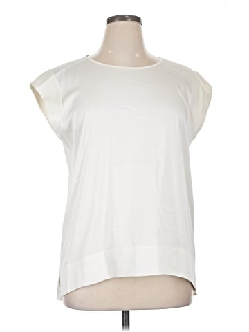 The Limited Short Sleeve Top (view 1)