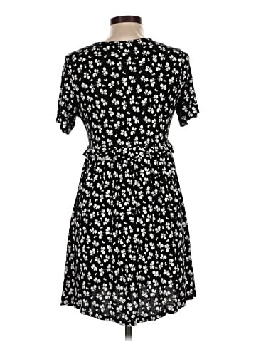 Boohoo Casual Dress (view 2)