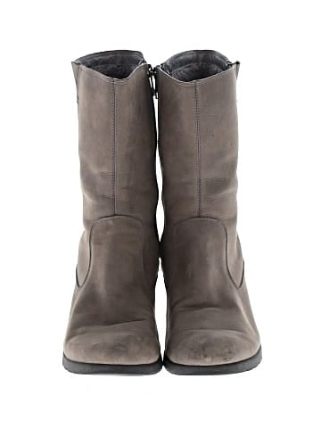 Ugg Boots (view 2)