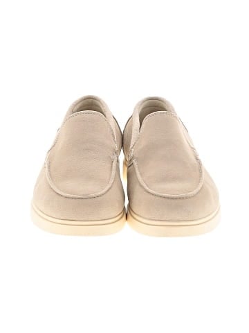 Zara Flats (view 2)