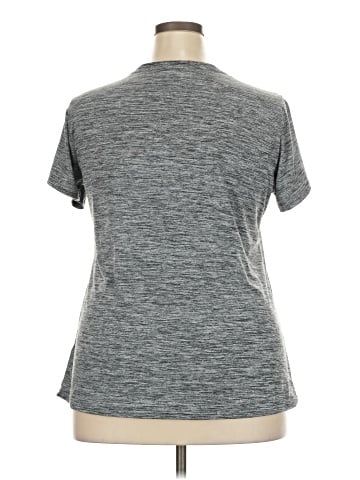 Amazon Essentials Active T-Shirt (view 2)