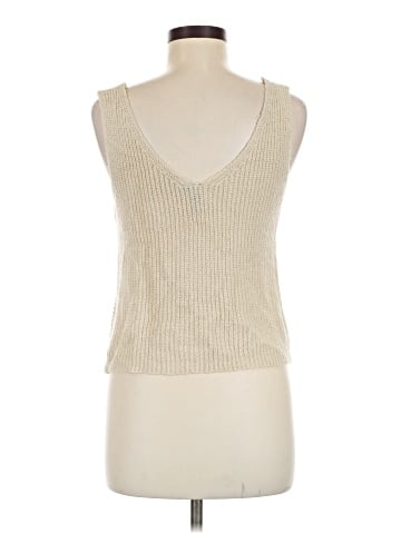 Moon & Madison Sleeveless Top (view 2)