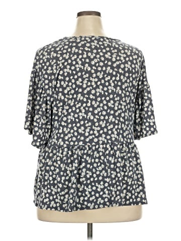 chic soul (chicsoul.com) Short Sleeve T-Shirt (view 2)