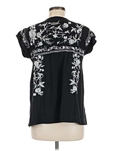 Tolani Short Sleeve T-Shirt (view 2)