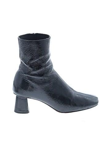 Vince. Ankle Boots (view 1)