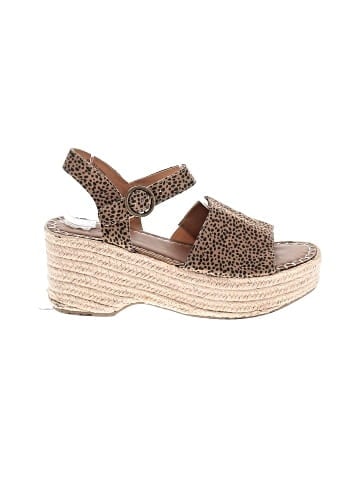 Universal Thread Wedges (view 1)