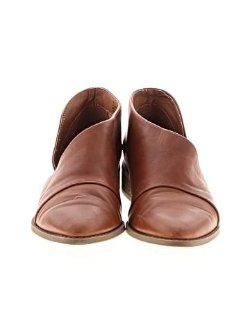 Universal Thread Ankle Boots (view 2)