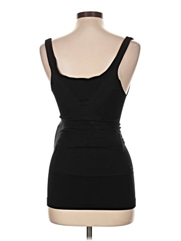 Blanqi Tank Top (view 2)
