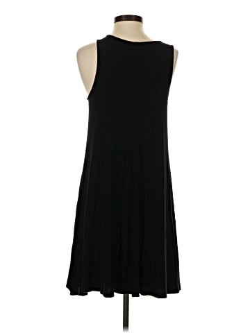Old Navy Casual Dress (view 2)