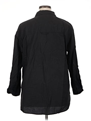 Gloria Vanderbilt Long Sleeve Button-Down Shirt (view 2)