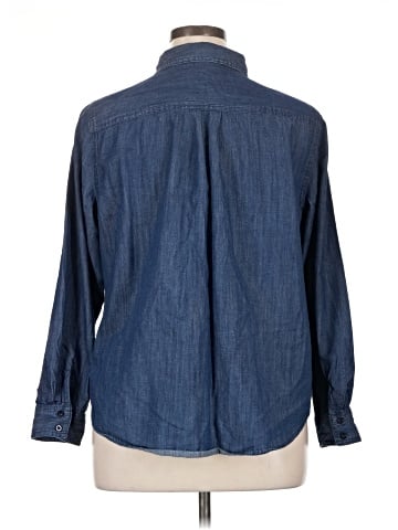 St. John's Bay Long Sleeve Button-Down Shirt (view 2)
