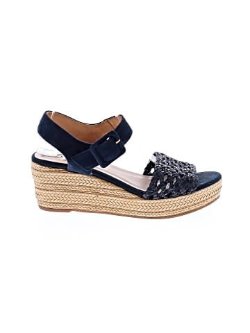 Kanna Wedges (view 1)