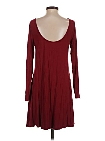 Old Navy Casual Dress (view 2)
