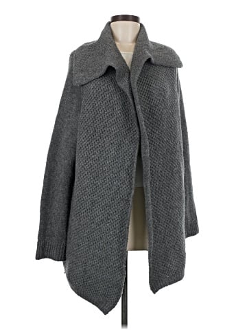 Vince. Poncho (view 1)