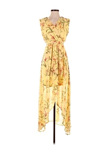 Suzy Shier Casual Dress (view 1)