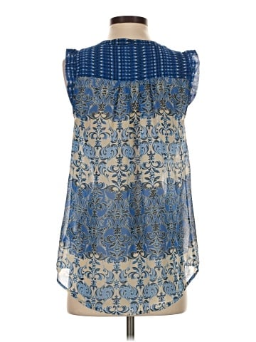 Elle Sleeveless Blouse (view 2)