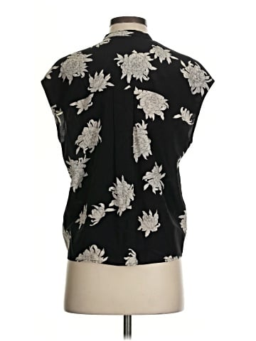 Vince. Sleeveless Silk Top (view 2)