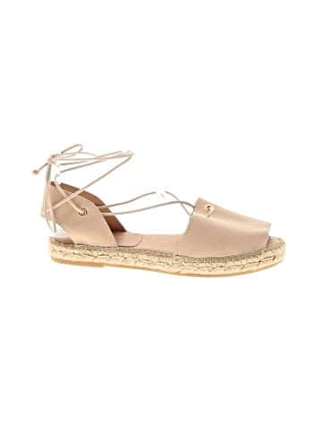 Kanna Wedges (view 1)