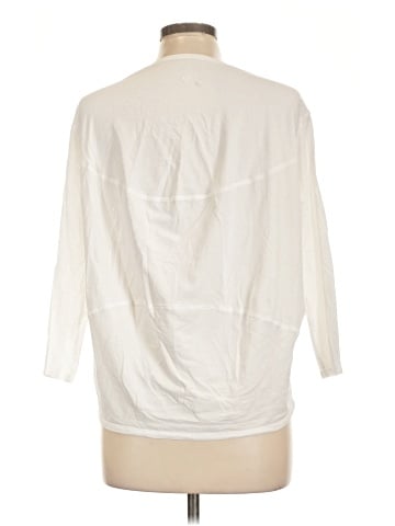 Lululemon Athletica 3/4 Sleeve Top (view 2)