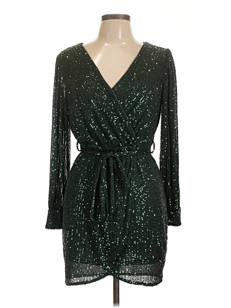 Pre-owned Blu Pepper Casual Dress In Green