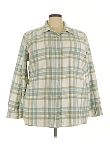 Croft & Barrow Long Sleeve Button-Down Shirt (view 1)