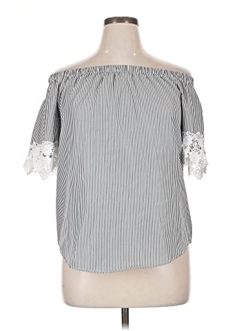 Roommates 3/4 Sleeve Blouse (view 1)