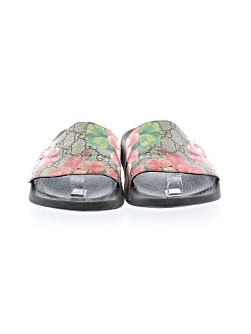Gucci GG Coated Canvas Blooms pool Slide Sandals (view 2)